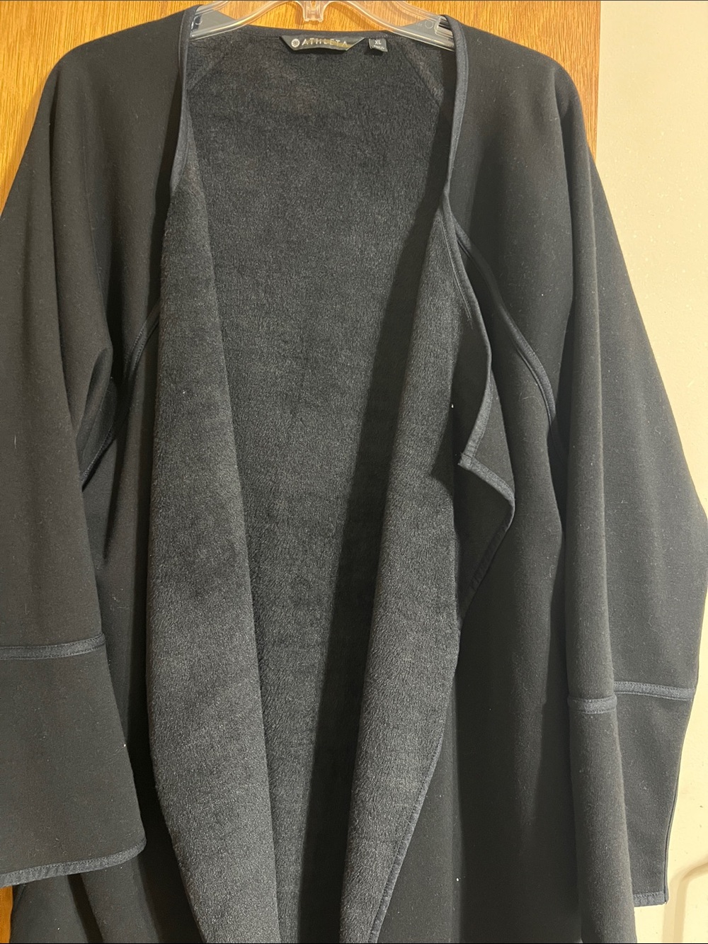 NWT Athleta Cozy Karma Wrap. XL